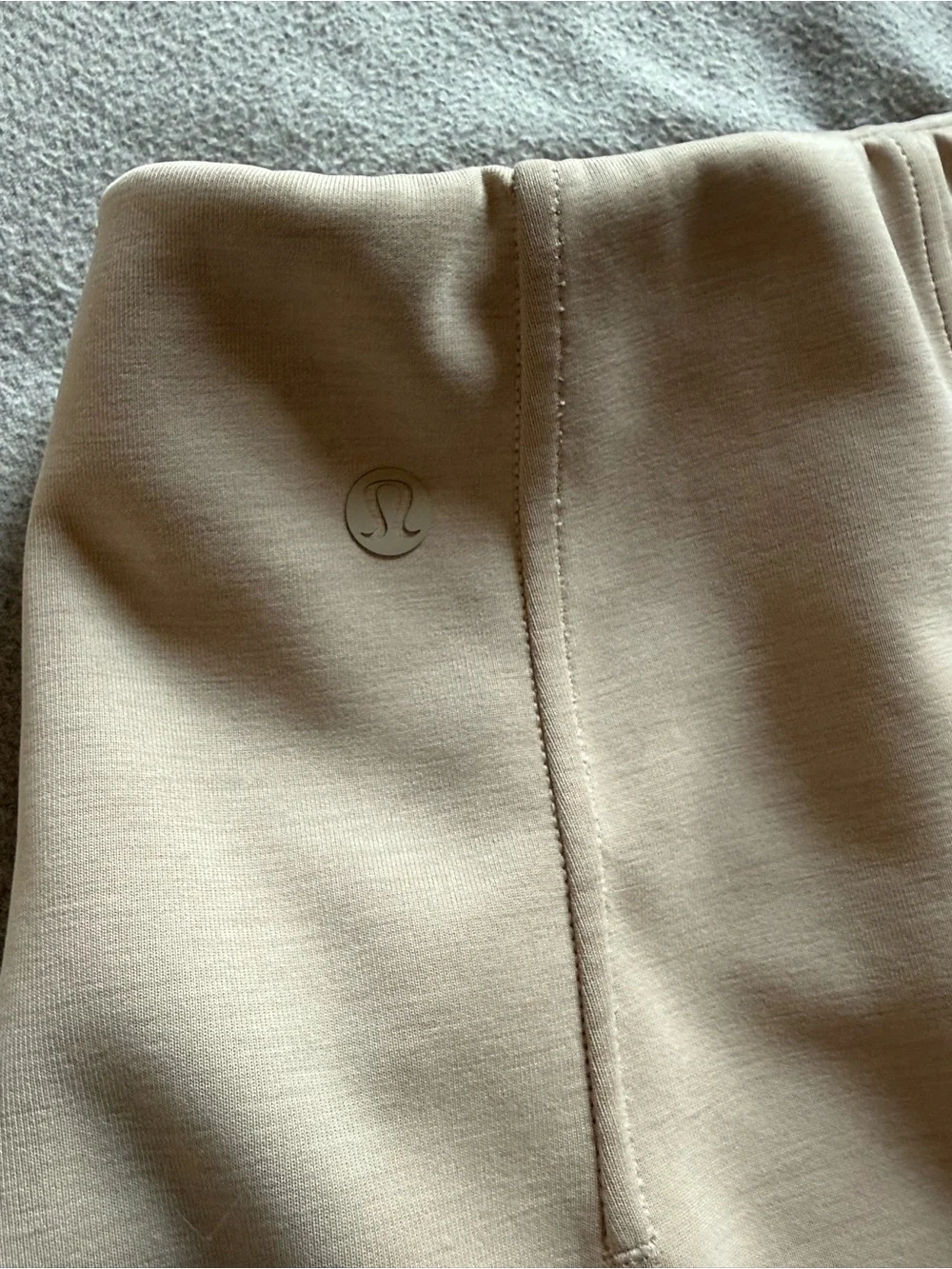 Women’s Lululemon Softstreme High-Rise Midi Skirt Mojave Tan Size 0